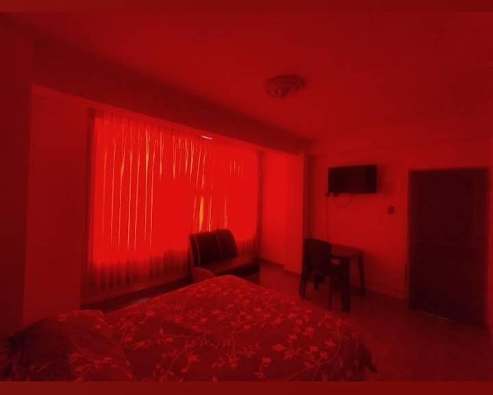 El Jardin De Los Lirios Hotel Mojon de Achocalla Екстериор снимка